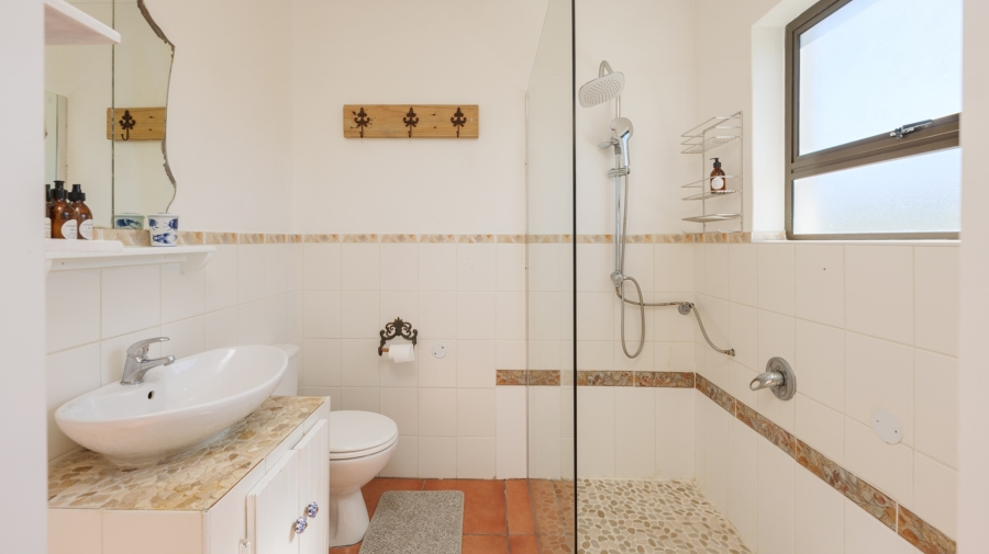 4 Bedroom Property for Sale in Oceanview Heights Western Cape
